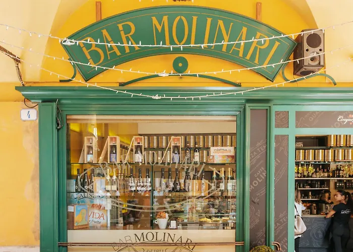 Molinari House Rubino アパート